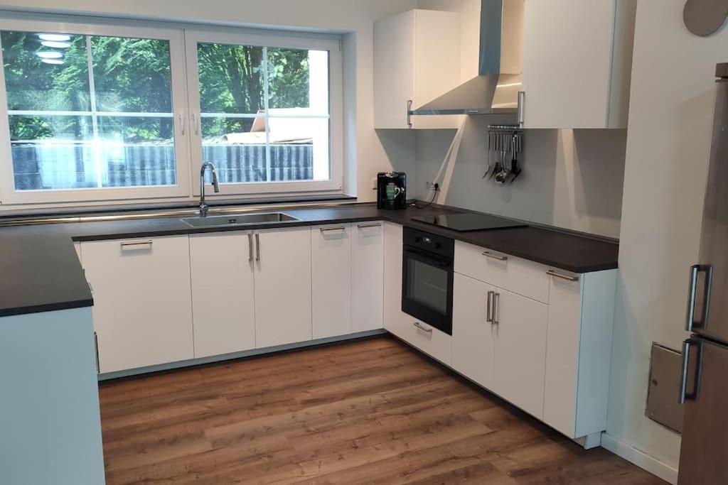 Neue 90 Qm 2-Zimmerwohnung Naehe Koeln 오덴탈 외부 사진